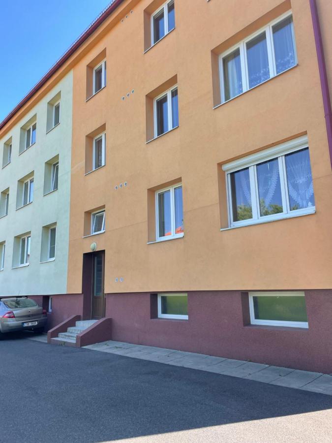 Apartman V Kratke Kamenicky Senov Ngoại thất bức ảnh
